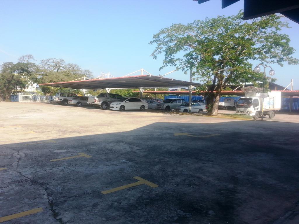 Sanbay Hotel SDK Exterior foto